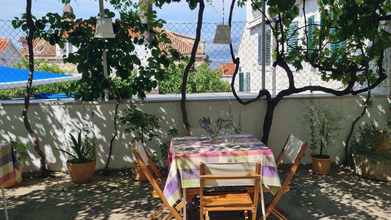 Guesthouse Lidija Sutivan Extérieur photo